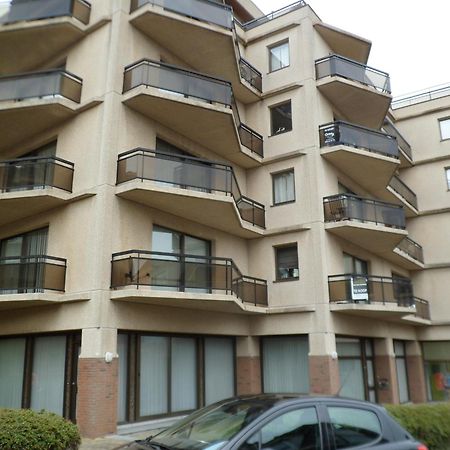 Appartement Residentie Amadeus Met Garage Sint-Idesbald Exterior foto